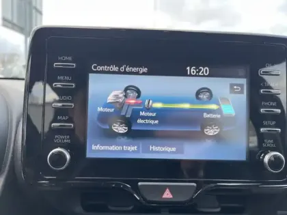 Photo 18 Toyota Yaris Hybride 116h Dynamic