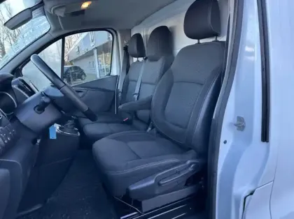 Photo 9 Opel Vivaro Gén. II Ph1 Pack Clim+ 4