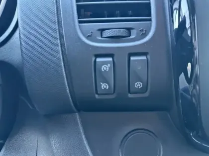 Photo 14 Opel Vivaro Gén. II Ph1 Pack Clim+ 4