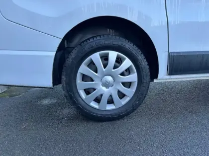 Photo 13 Opel Vivaro Gén. II Ph1 Pack Clim+ 4