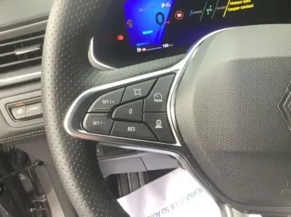 Photo 23 Renault Symbioz Nouveau E-Tech full hybrid 145 Iconic