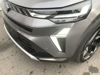 Photo 27 Renault Symbioz Nouveau E-Tech full hybrid 145 Iconic