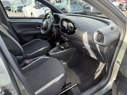 Photo 12 Toyota Aygo 1.0 VVT-i 72 Design S-CVT