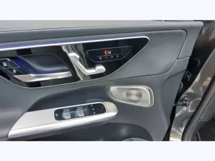 Photo 16 Mercedes Classe GLC SUV 220 d 4MATIC AMG Line