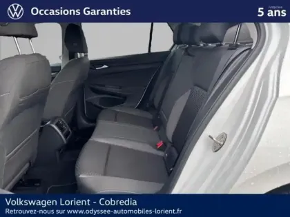 Photo 8 Volkswagen Golf  1.5 eTSI OPF 130ch Active DSG7