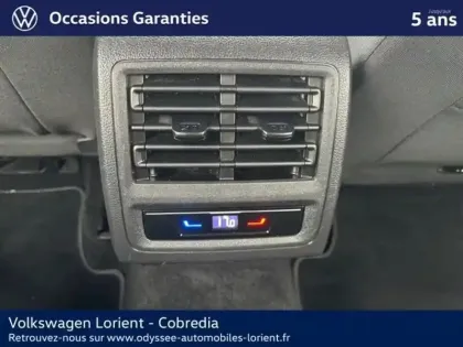 Photo 13 Volkswagen Golf  1.5 eTSI OPF 130ch Active DSG7