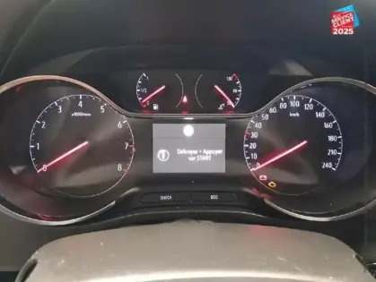 Photo 11 Opel Crossland  1.2 Turbo 110ch Elegance Business