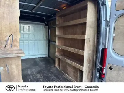 Photo 10 Peugeot Boxer  Fg 333 L2H2 2.2 BlueHDi S&S 140ch Asphalt