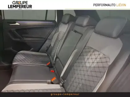 Photo 9 Volkswagen Tiguan  2.0 TDI 150ch R-Line DSG7
