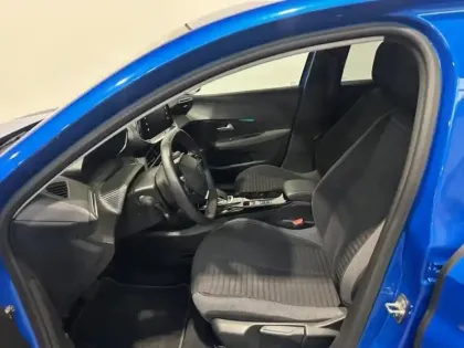 Photo 8 Peugeot 208  e- 136ch Style