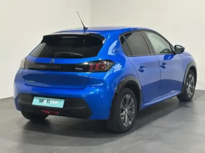 Photo 6 Peugeot 208  e- 136ch Style