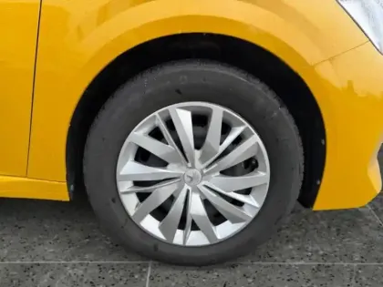 Photo 13 Peugeot 208  1.5 BlueHDi 100ch S&S Like