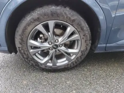 Photo 8 Ford Kuga  2.5 Duratec 190ch FHEV E85 ST-Line BVA