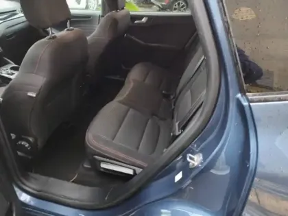 Photo 12 Ford Kuga  2.5 Duratec 190ch FHEV E85 ST-Line BVA