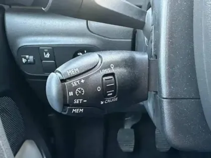 Photo 11 Citroën C3  1.2 PureTech 83ch S&S YOU!