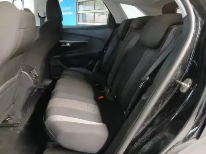 Photo 14 Peugeot 3008  1.5 BlueHDi 130ch S&S Active Business