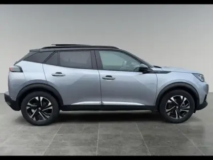 Photo 5 Peugeot 2008  e- 136ch GT