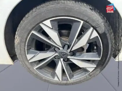 Photo 9 Peugeot 308  1.2 PureTech 130ch S&S Active Pack