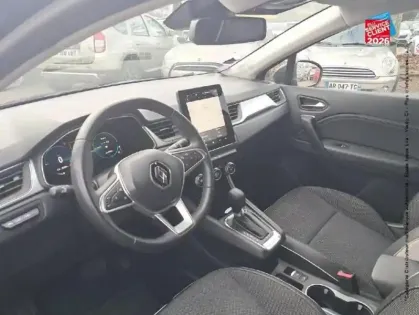 Photo 14 Renault Captur  1.6 E-Tech hybride 145ch Techno