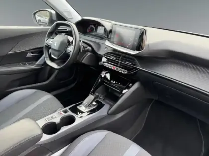 Photo 14 Peugeot 2008  1.2 PureTech 130ch S&S Allure EAT8