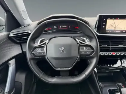 Photo 11 Peugeot 2008  1.2 PureTech 130ch S&S Allure EAT8
