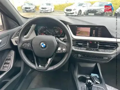 Photo 14 BMW Serie 1 Série 1 116dA 116ch Business Design DKG7