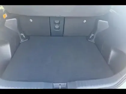 Photo 8 Toyota Yaris  Cross 130h Première AWD-i MC24