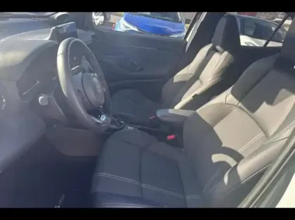 Photo 9 Toyota Yaris  Cross 130h Première AWD-i MC24