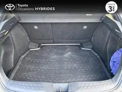 Photo 9 Toyota C-HR  122h Design 2WD E-CVT RC18