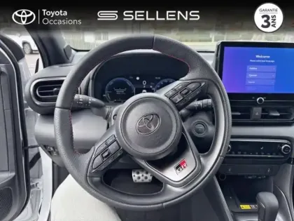 Photo 8 Toyota Yaris  130h GR Sport 5p MY25