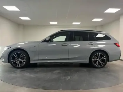 Photo 6 BMW Serie 3 Série 3 Touring 330eA xDrive 292ch M Sport