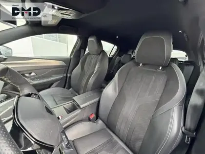 Photo 13 Peugeot 308  PHEV 225ch GT e-EAT8