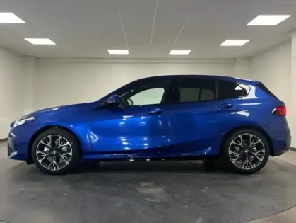 Photo 5 BMW Serie 1 Série 1 120A 170ch M Sport DKG7