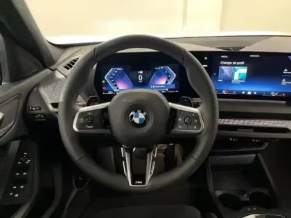 Photo 8 BMW Serie 1 Série 1 120A 170ch M Sport DKG7