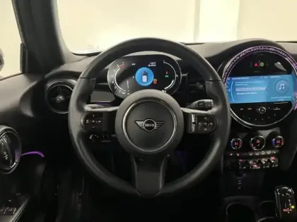 Photo 9 Mini Mini  Cooper 136ch  Edition Camden BVA7