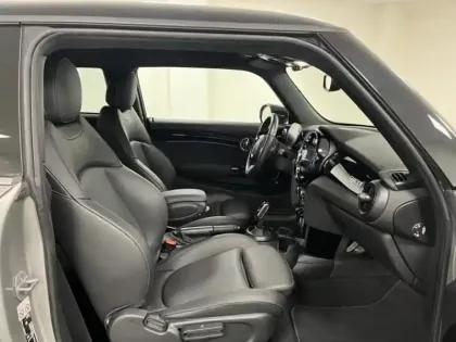 Photo 15 Mini Mini  Cooper 136ch  Edition Camden BVA7