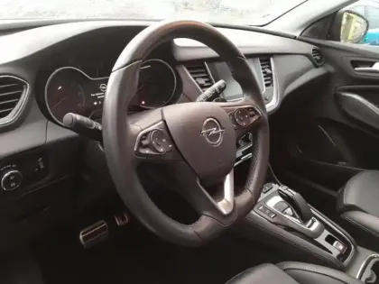 Photo 10 Opel Grandland X  Hybrid 225ch Ultimate
