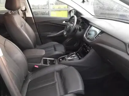 Photo 7 Opel Grandland X  Hybrid 225ch Ultimate