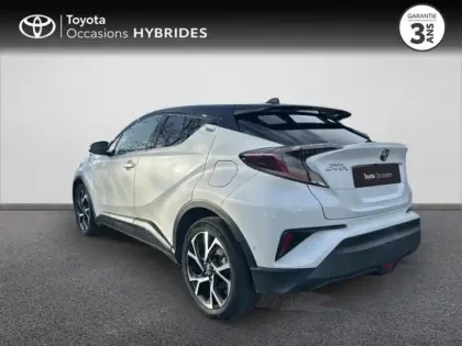 Photo 7 Toyota C-HR  122h Graphic 2WD E-CVT RC18