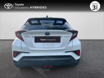 Photo 6 Toyota C-HR  122h Graphic 2WD E-CVT RC18