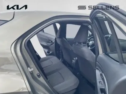 Photo 6 Toyota Yaris  Cross 116h Design MY21