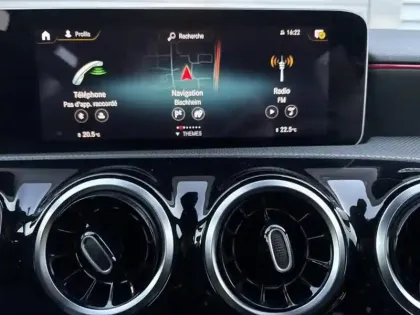 Photo 11 Mercedes Classe A  250 224ch 4Matic AMG Line 7G-DCT