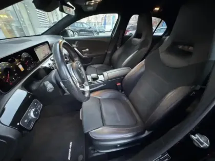 Photo 7 Mercedes Classe A  250 224ch 4Matic AMG Line 7G-DCT