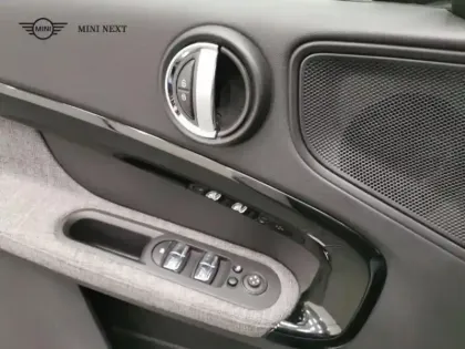 Photo 10 Mini Countryman  Cooper SE 125ch + 95ch Edition Premium ALL4 BVA6