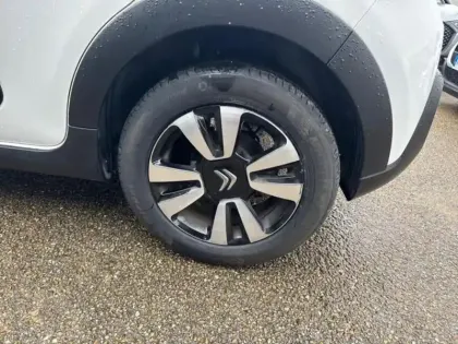 Photo 10 Citroën C3  1.2 PureTech 110ch S&S Shine 120-123g