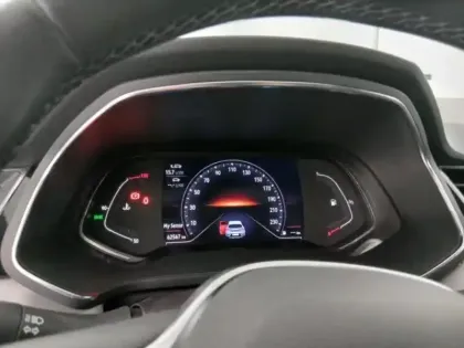 Photo 13 Renault Captur  1.3 TCe 140ch FAP Intens -21