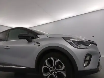 Photo 10 Renault Captur  1.3 TCe 140ch FAP Intens -21
