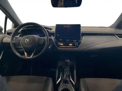 Photo 13 Toyota Corolla  Touring Spt 122h Design MY22