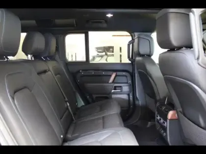 Photo 8 Land rover Defender Gén. III (L663) Ph1 Evo XS Edition 5