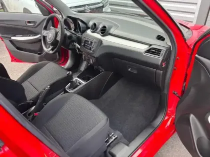 Photo 10 Suzuki Swift  1.2 Dualjet Hybrid 83ch Avantage